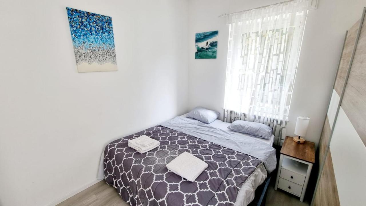 Cozy And Modern 1 Bedroom 3 Room Apartment Wiesbaden Exteriör bild