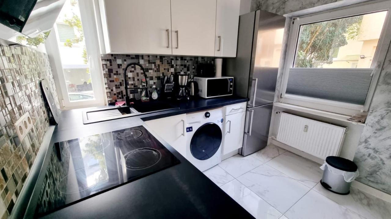 Cozy And Modern 1 Bedroom 3 Room Apartment Wiesbaden Exteriör bild